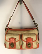 coach hobo peach