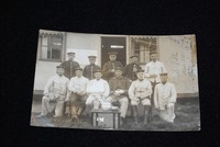 AK Militaria aus Fotoalbum Truppenübungsplatz Munster Lager Kaserne Soldat Krieg