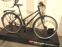 VSF T-700 Trapez 45cm black matt Shimano Deore XT Magura HS 11
