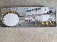 Washburn B-8K 5 String Banjo Kit w/Strap, Bag, Picks, Pitch Pipe,