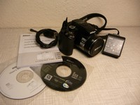 Nikon COOLPIX P100 10,3 MP Digitalkamera - Schwarz