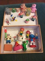 Konvolut Kiste voller Sammelfiguren, Kermit, Pumuckl, Roger Rabbit, Donald Duck