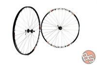 Laufradsatz NoTubes ZTR Crest 29" Deore XT Centerlock 1635g 