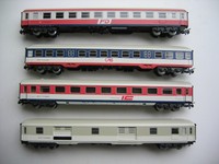 Märklin aus Sonderserie 3 Personenwagen und 1 Gepäckwagen H0 b. l. siehe Fotos