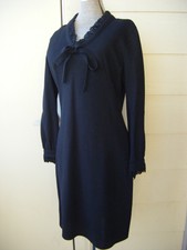 "Neusteters"Vtg 60s Black V-Neck Lace Knit Dress w/Neck Tie-Bust 37/M