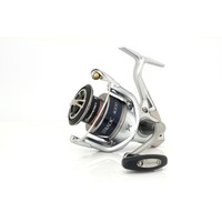 Shimano Stradic 2500 HG FK | Stationärrolle | Spinnrolle | Frontbremse | HAGANE