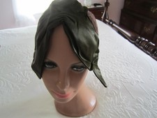 Ladies Vintage Handmade Green Satin Flapper hat c1920's