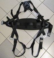 Auffanggurt "PROFI" voll verstellbar Auffanggerät Dachdecker Elektriker