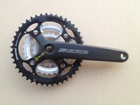 SR Suntour XCR T-424 Kurbel, Octalink, 44/32/22, 175 mm, 3*9-fach, schwarz, NEU