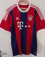 FC Bayern Trikot in der Größe L