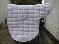 Satteldecke weiß von THOROWGOOD mit Haftgitter