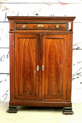 Vertiko Kommode - Produktdaten und Eigenschaften bei yopi.de